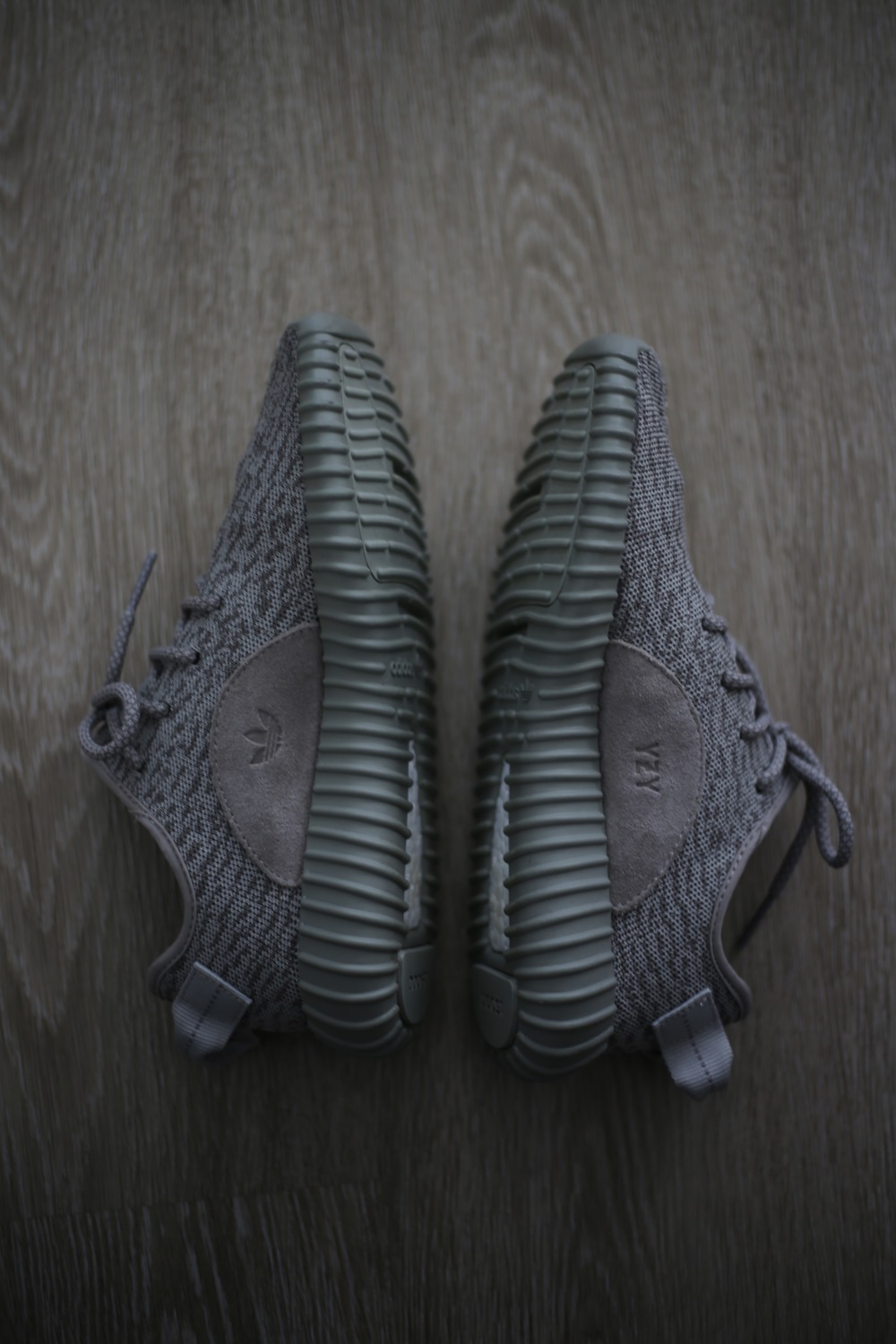 UNILAD Restoring A Pair Of Battered Yeezy Moonrocks