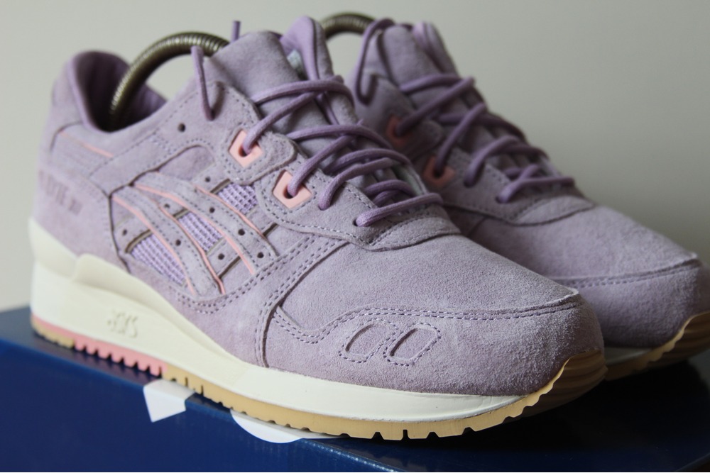 asics lila