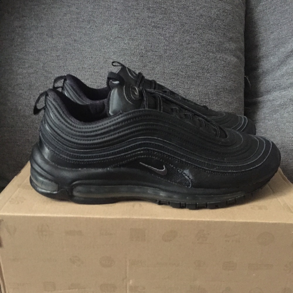Sneakers Nike Air Max 97 DJ Snake on his account