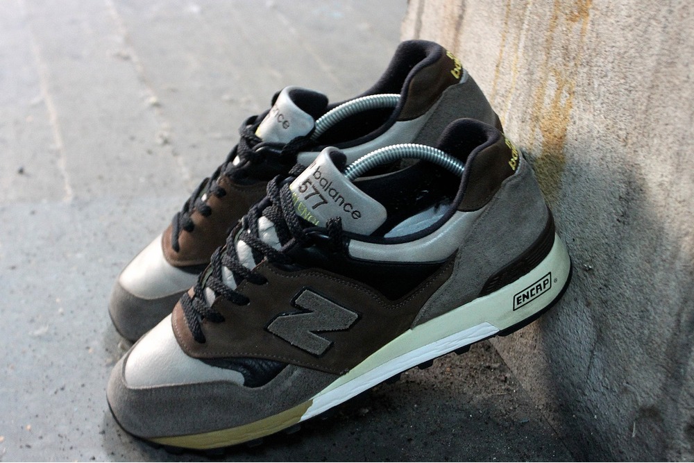 new balance 680 olive