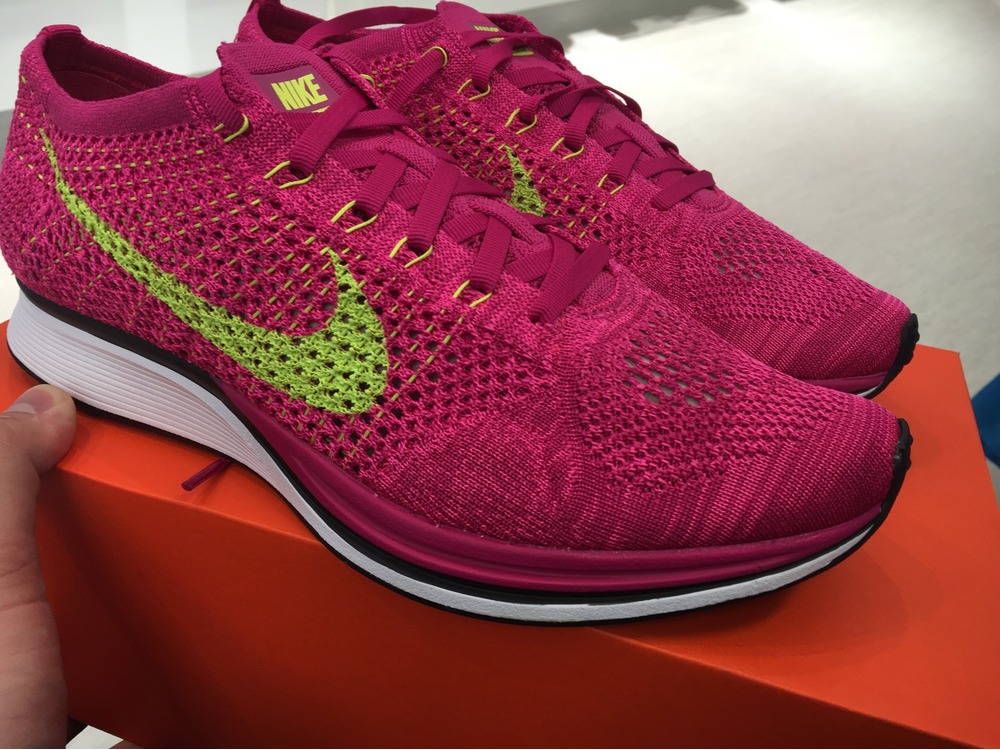 nike flyknit racer 9