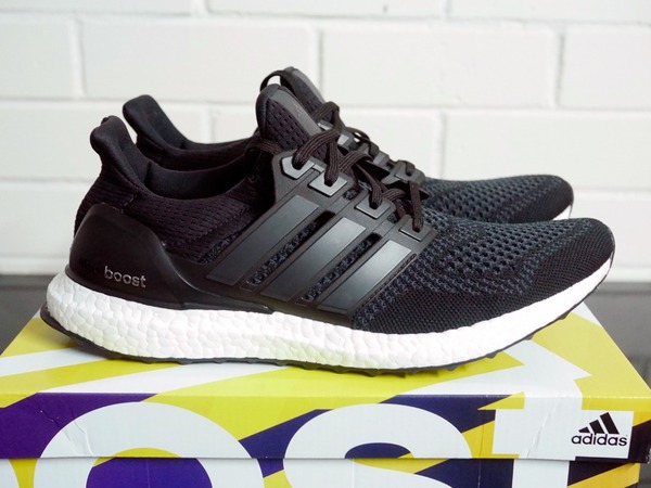 ultra boost 1.0 black