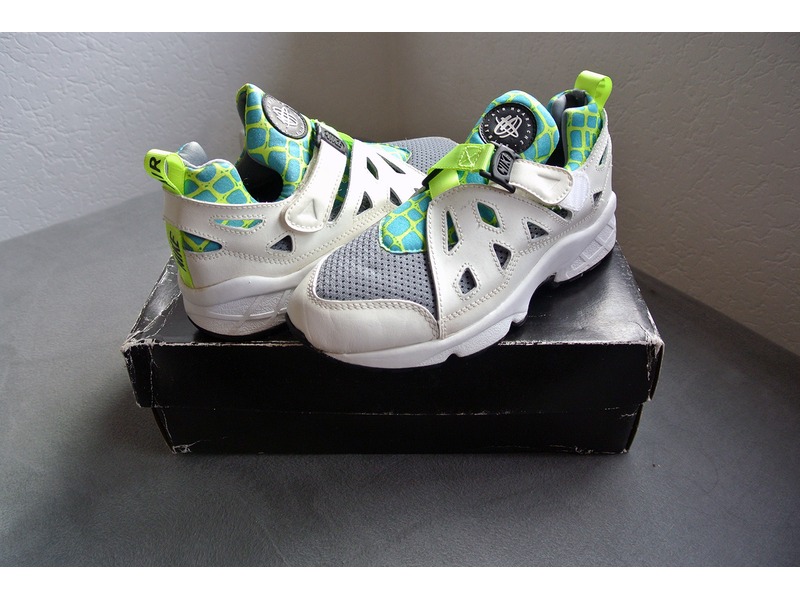 nike huarache plus