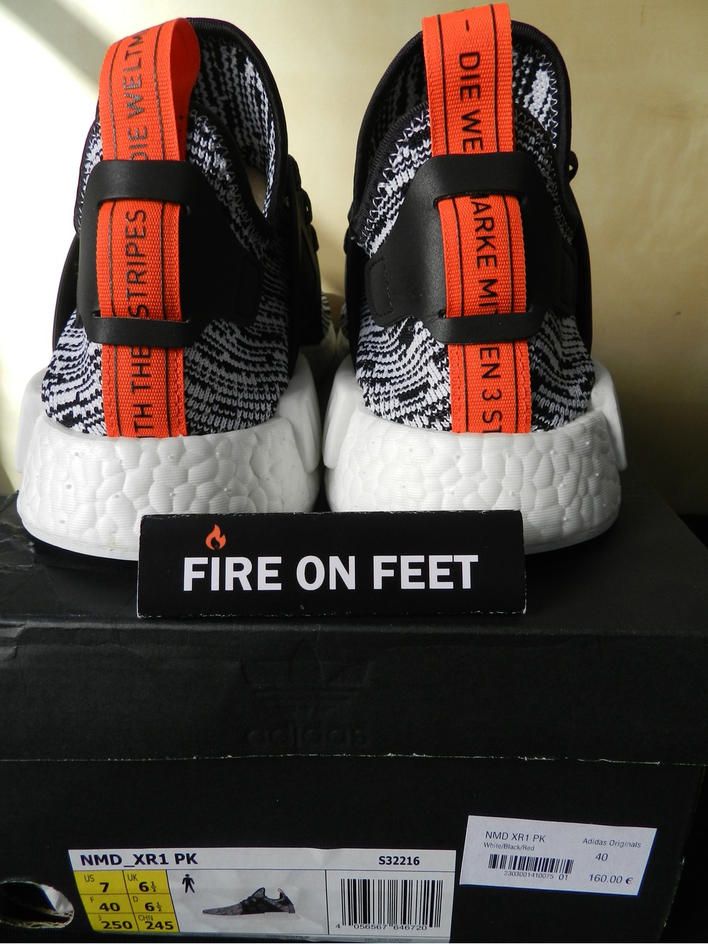 adidas nmd xr1 og, yeezy infant, cs2 black mens shoes