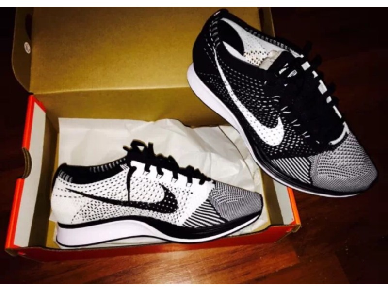 nike flyknit racer black white oreo