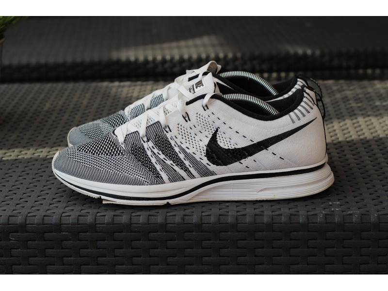Nike Flyknit Trainer White Black Nike Flyknit Trainer White Black