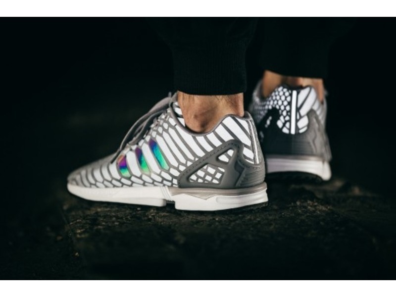 zx flux xenopeltis