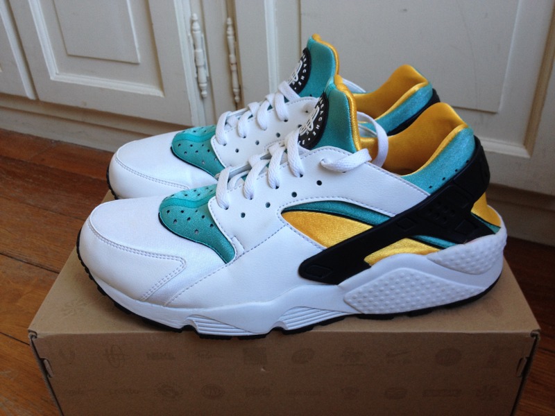 Nike Air Huarache White Sport Turquoise Gold Og Nike Air Huarache White Sport Turquoise Gold Og