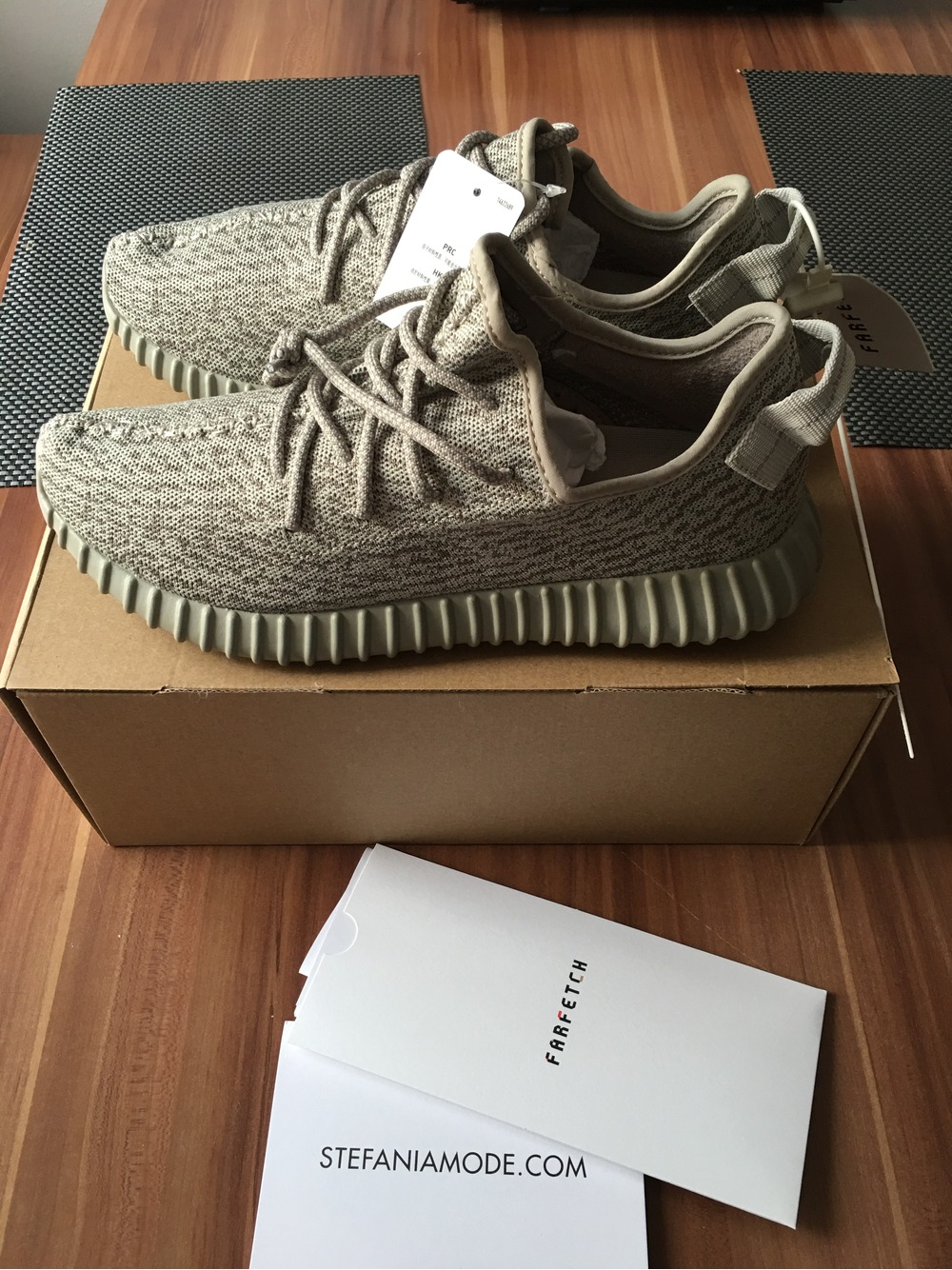 Yeezy Moonrock Sneakers Wallpaper, Floral Pinterest
