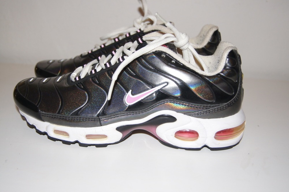 nike sneaker 39 sale