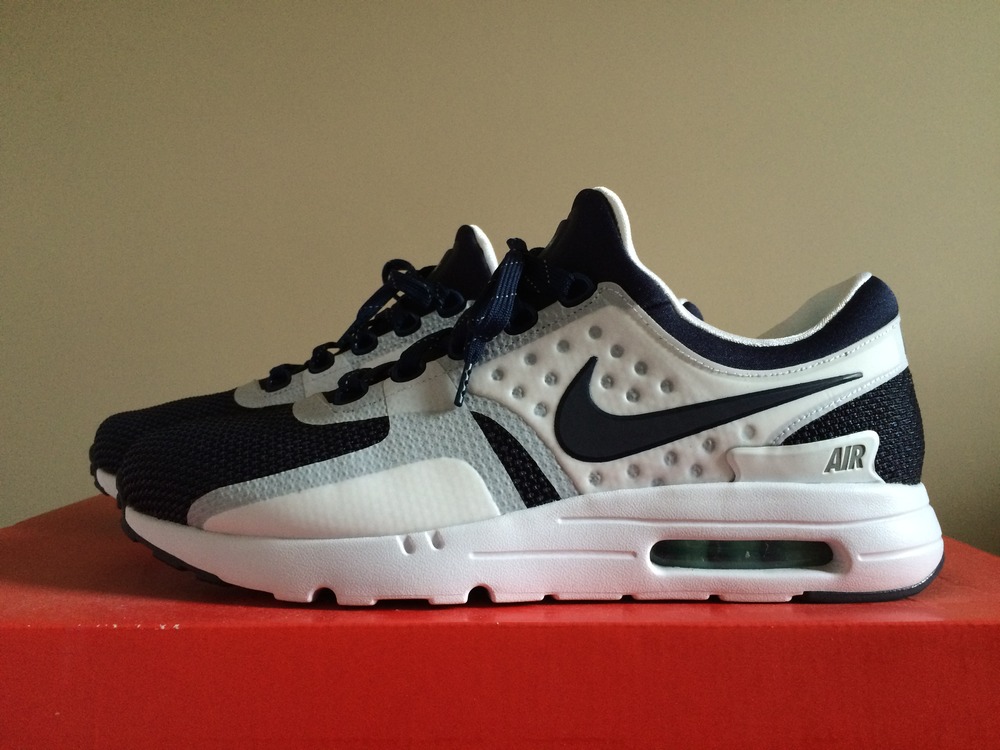 nike air max zero essential footlocker