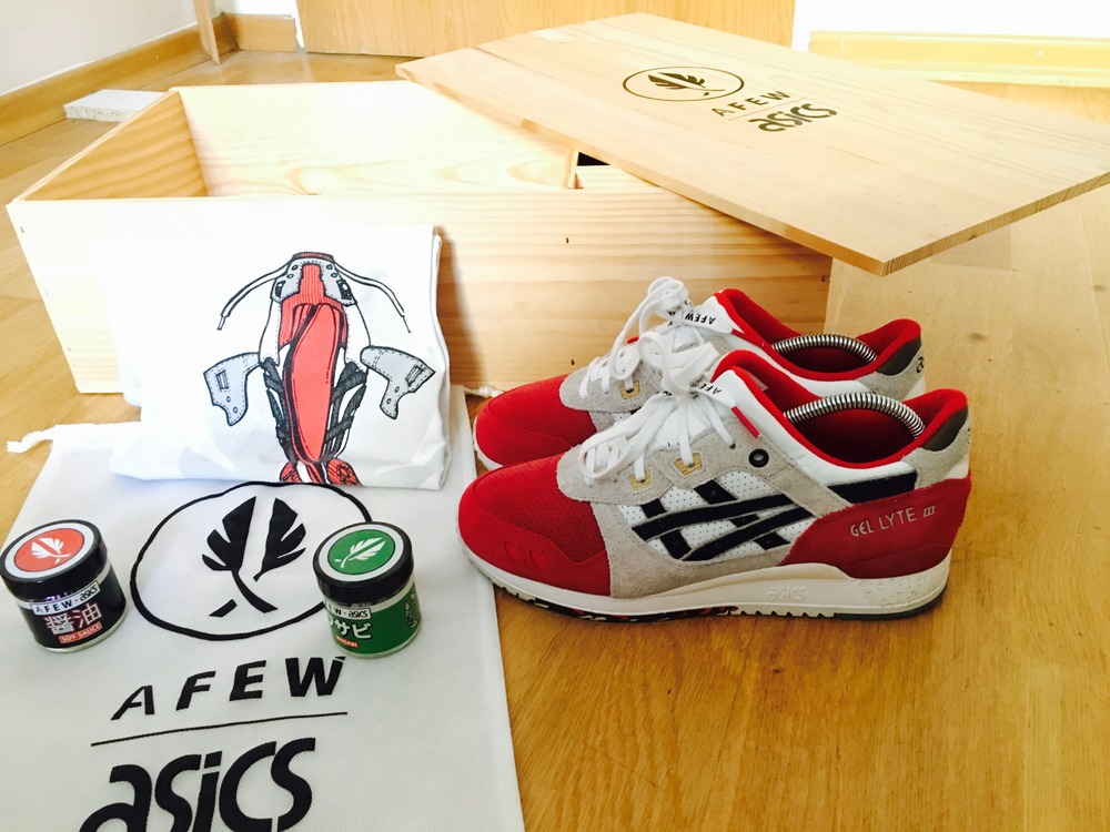 asics a few box asics a few box