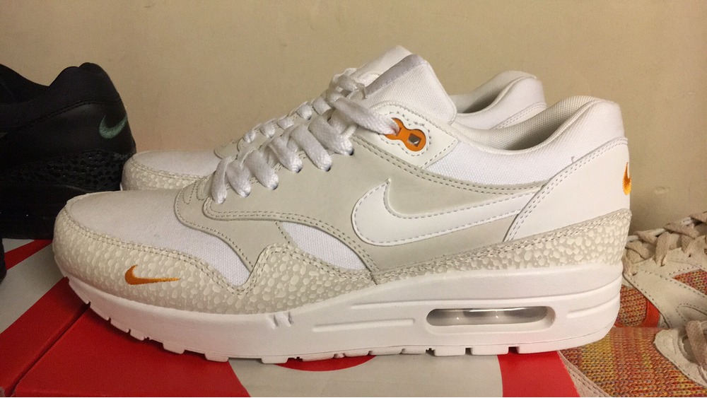 nike air max 1 mini swoosh black red