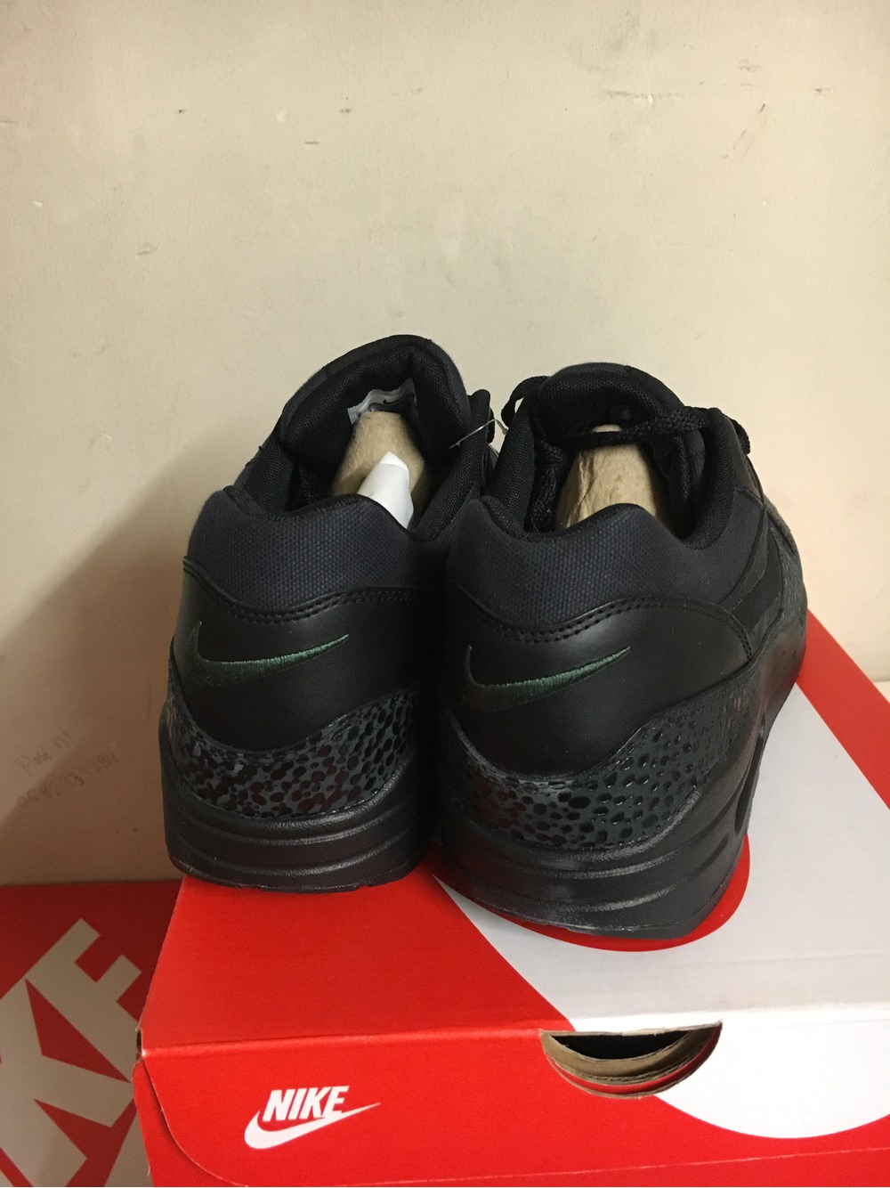 Nike Air Max 1 Premium Mini Swoosh Nike Air Max 1 Premium Mini Swoosh