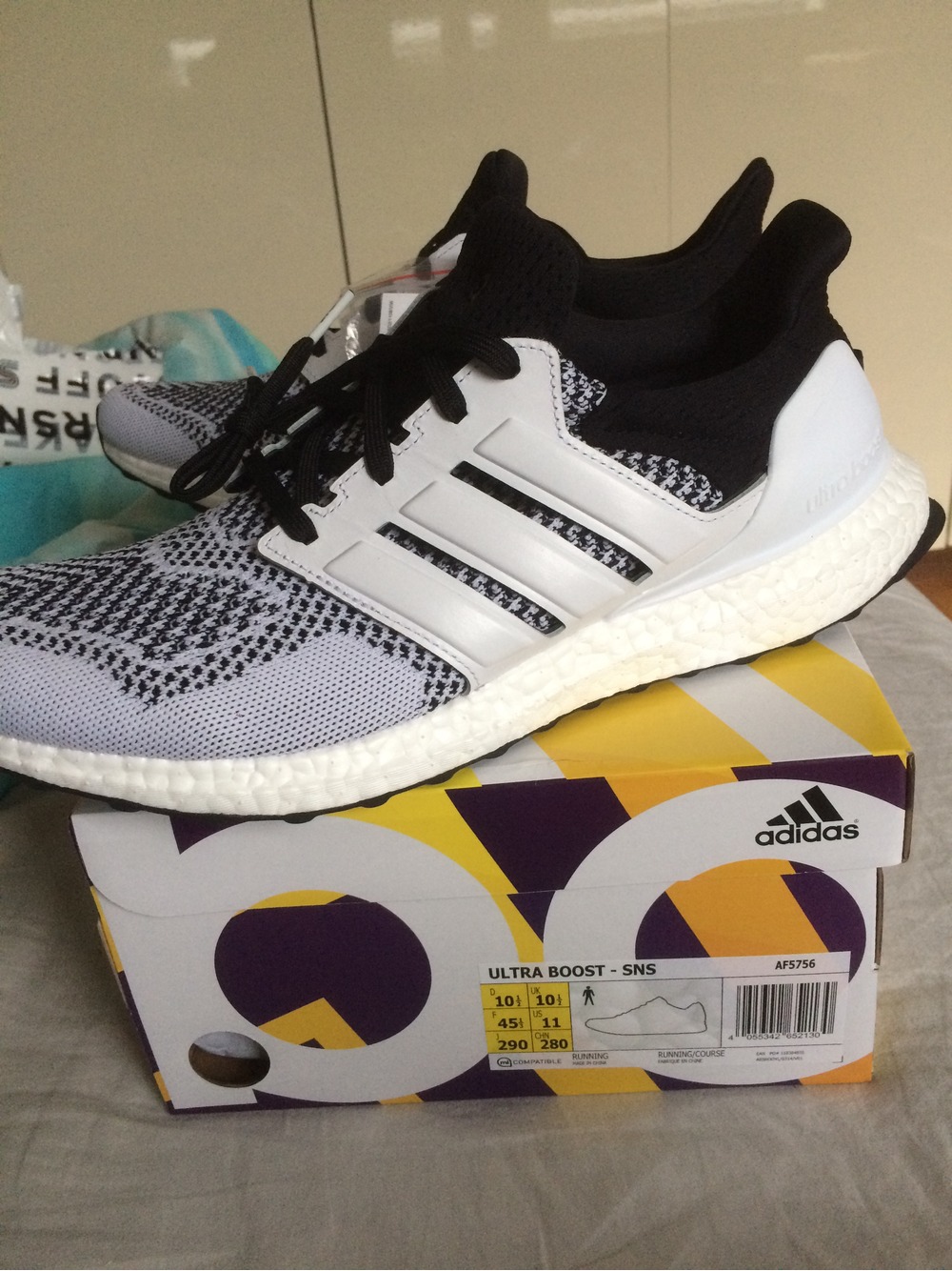 ultra boost 11