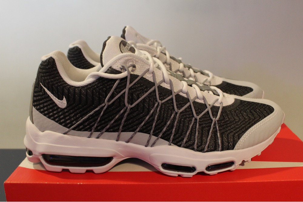 air max 95 ultra jacquard white wolf grey Nike Air Max 1 Jacquard Wolf Grey Trail Running Shoes For
