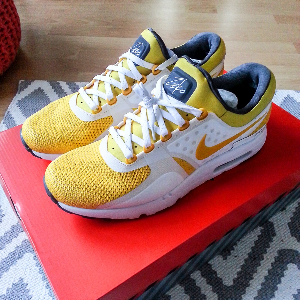 Nike Air Max Zero Size 11 Nike Air Max Zero Size 11