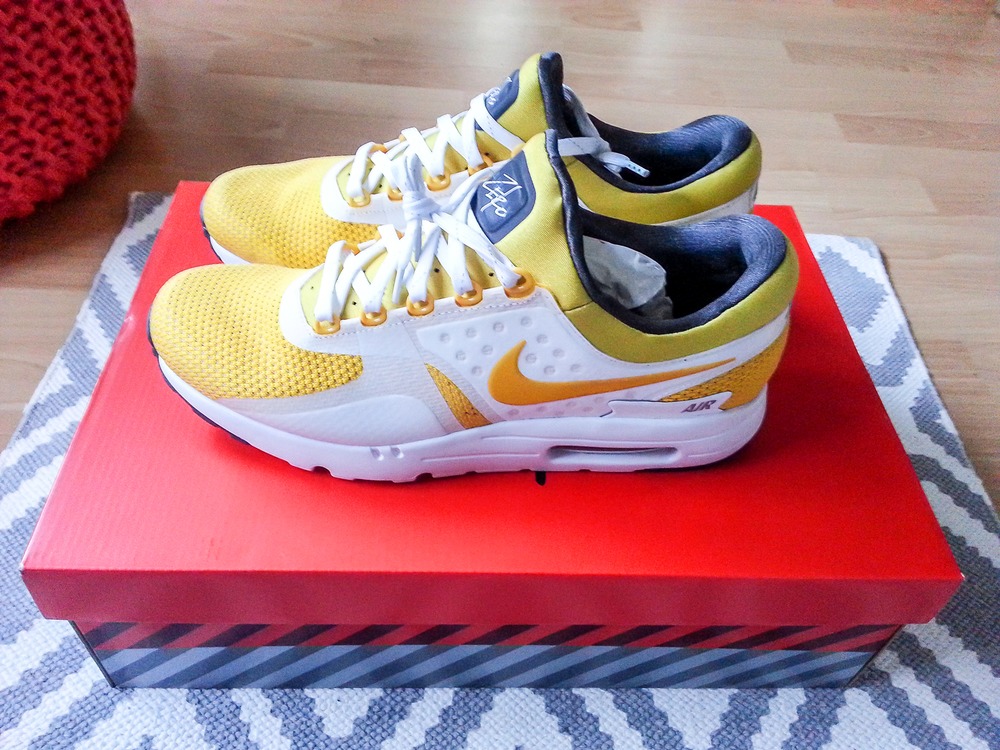Nike Air Max Zero Size 11 Nike Air Max Zero Size 11