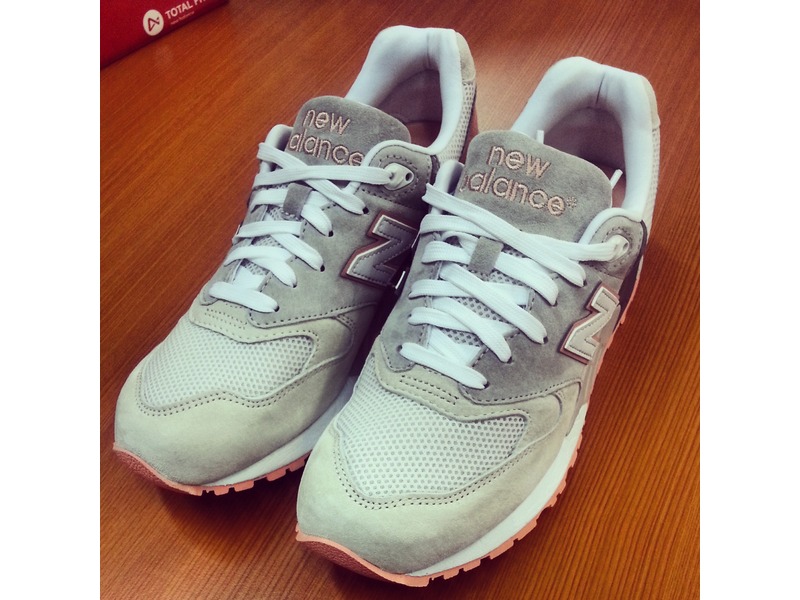 new balance 999 cherry blossom