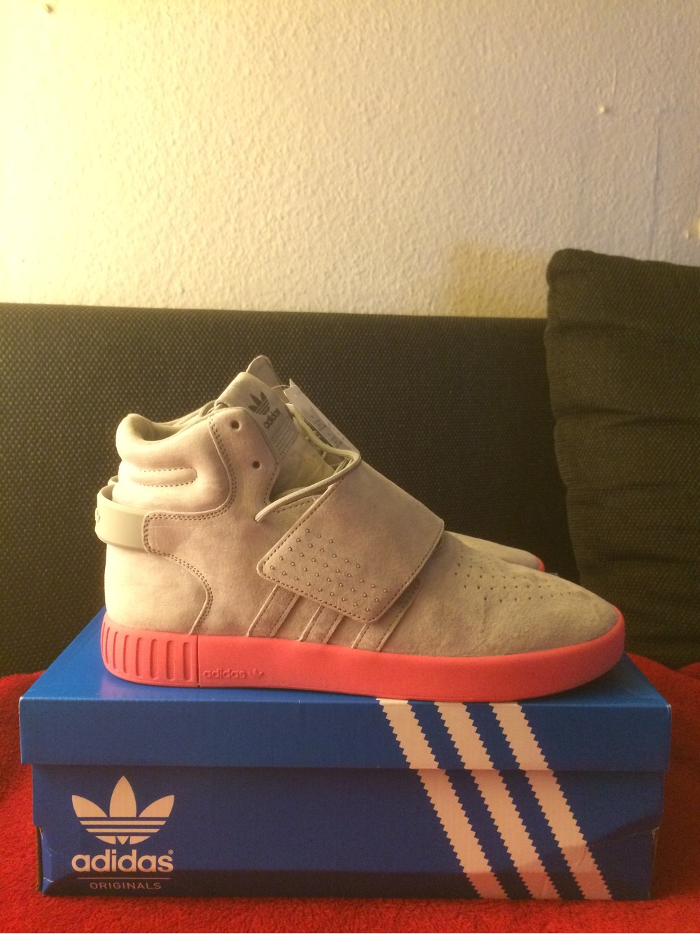 NEUE YEEZYS! Adidas Tubular Invader Strap Review On feet