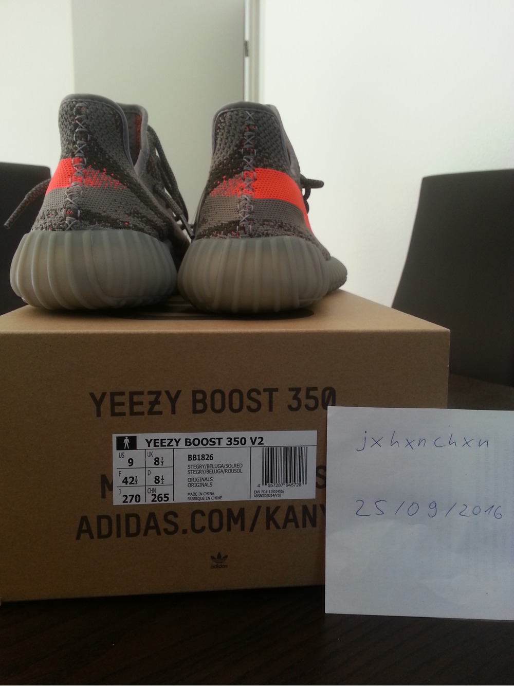 I bought fake yeezy 350 V2 black / red (afterwards unboxing review
