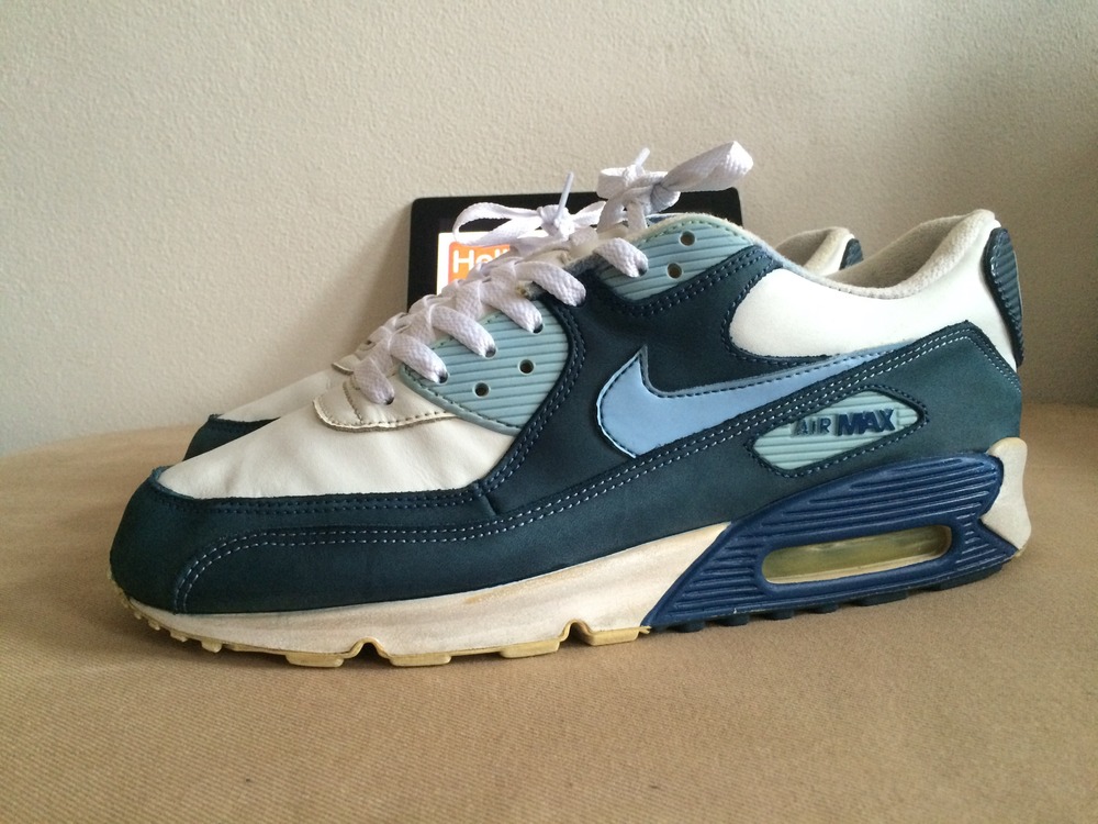 air max 90s footlocker