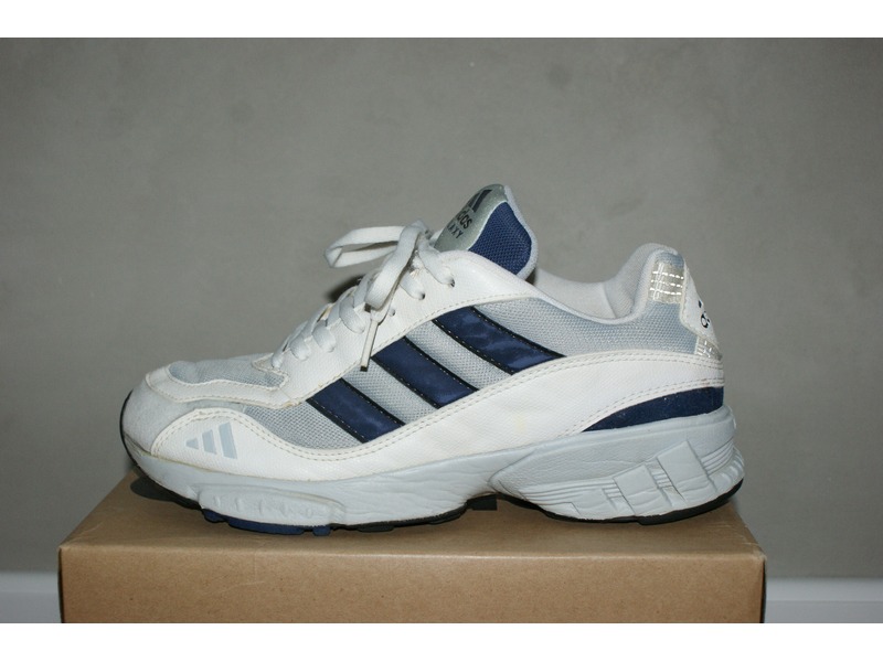 adidas shoes 1995