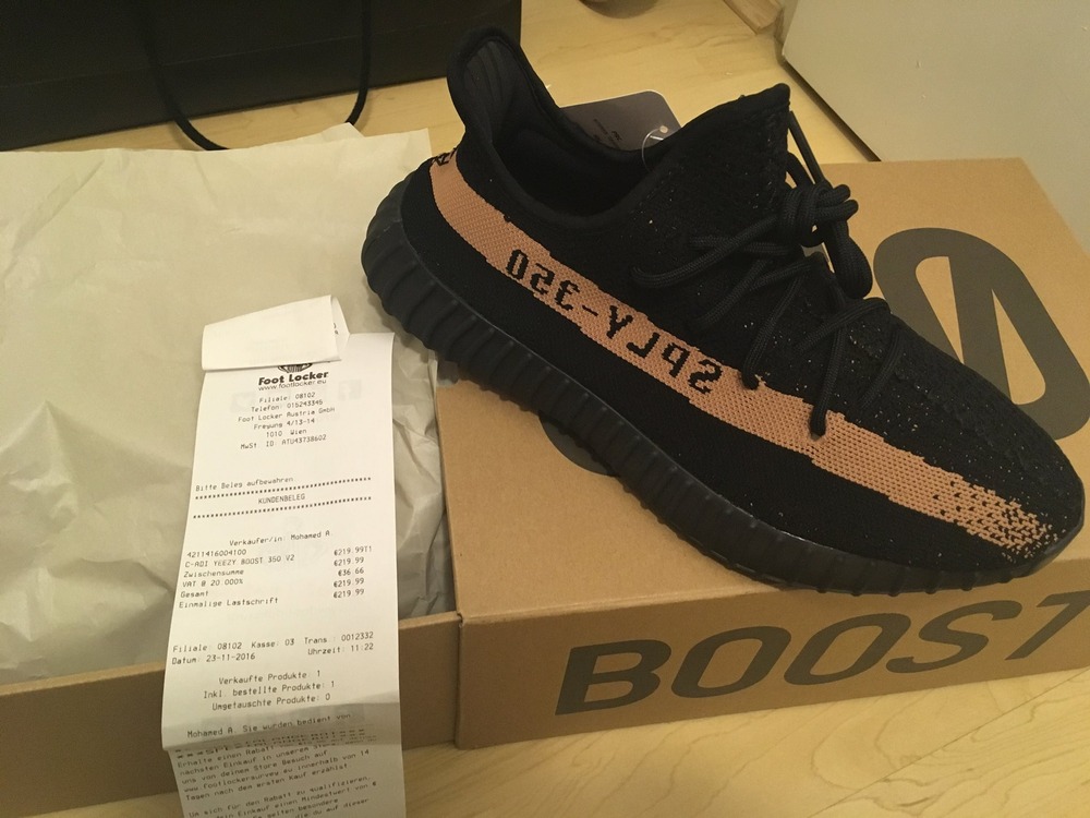 yeezy static 350 Video Games Carousell Hong Kong