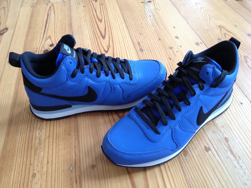 nike internationalist qs mid nike internationalist qs mid