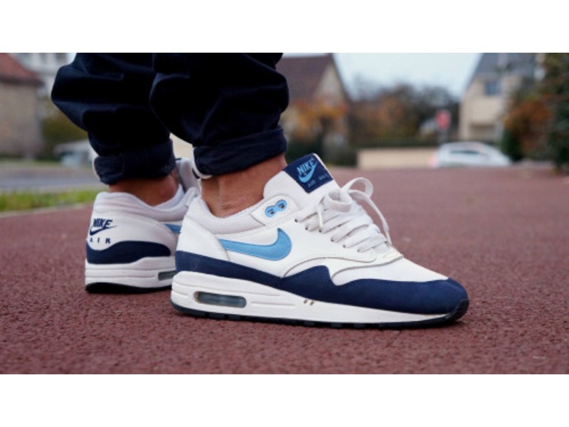 Nike Sale Foot Max 23105 Locker 995c0 Air Ivo rCxhQdtsB