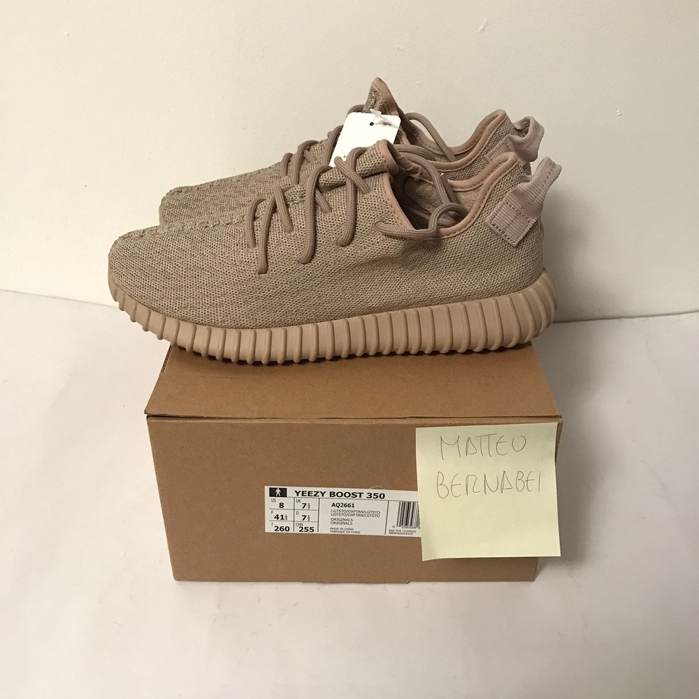 Authentic Yeezy 350 boost oxford tan laces Youths Black