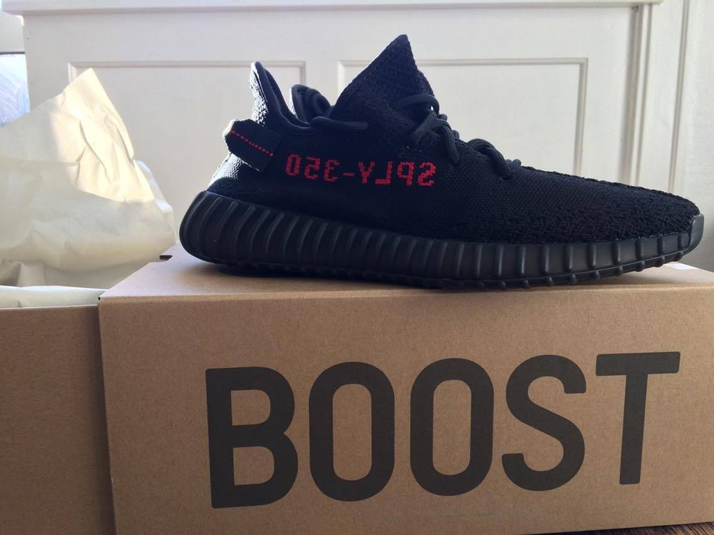 Adidas Yeezy 350 V2 Core Black Red 2017 Bred Boost Low SPLY 