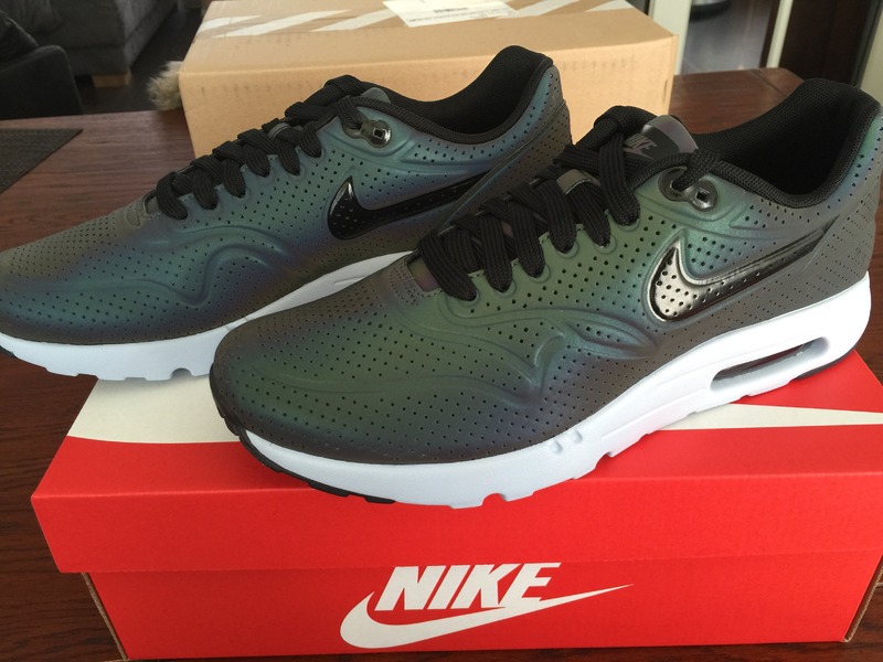 air max 1 ultra moire holographic air max 1 ultra moire holographic