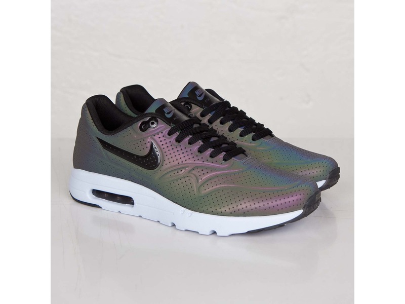 air max 1 ultra moire iridescent air max 1 ultra moire iridescent