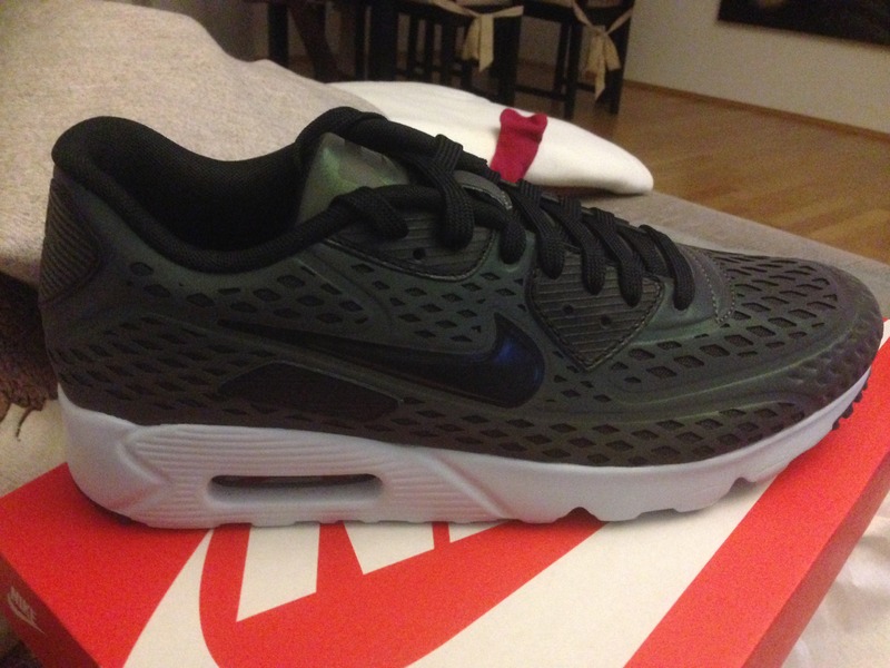 air max 90 moire qs holographic pack air max 90 moire qs holographic pack