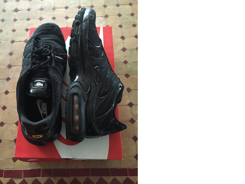 black tns size 3