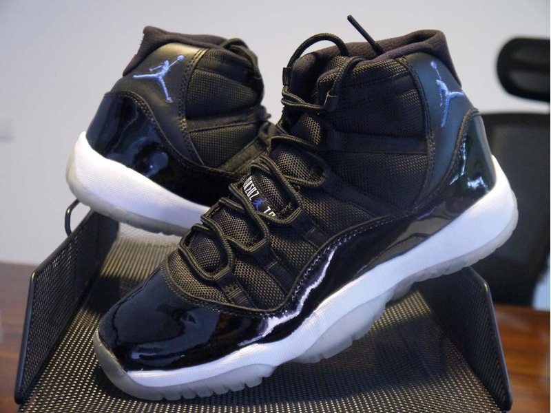 space jams size 5