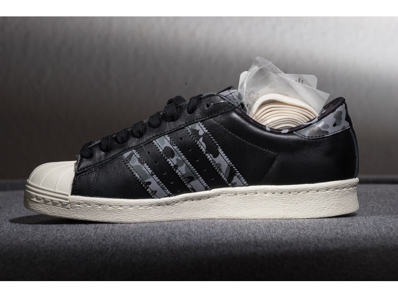 Cheap Adidas Superstar Black/White colour way Review Unboxing ON 