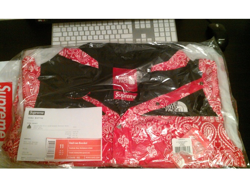 Supreme x The North Face Bandana Mountain Jacket 'Red