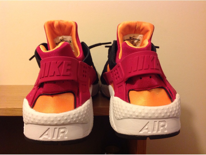 nike air huarache le laser orange nike air huarache le laser orange