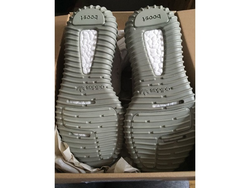 How to Spot Fake Yeezy 350 Boosts (Moonrock) Snapguide