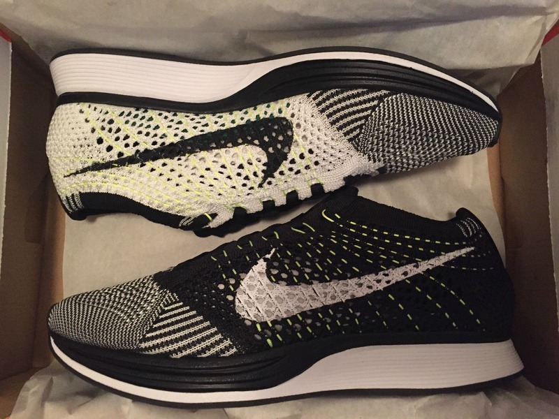 Nike Flyknit Racer Orca Volt Nike Flyknit Racer Orca Volt