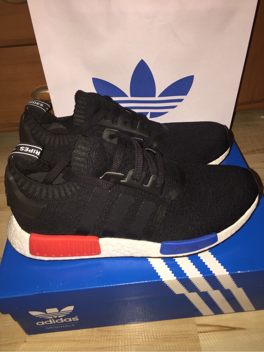 nmd r1 size 5