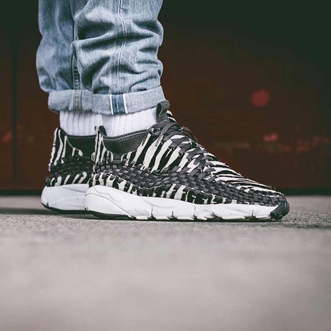 footscape zebra