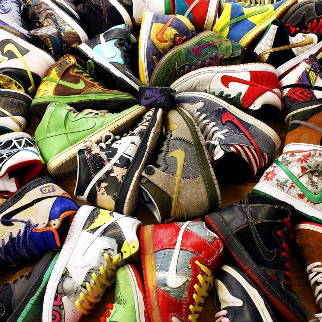 exclusive nike dunks