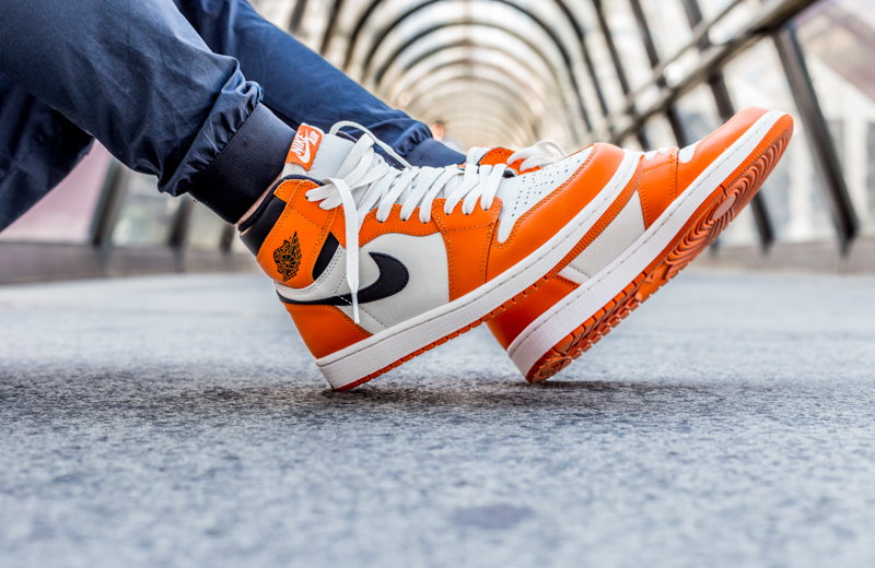 reverse shattered backboard on feet